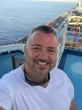 James K., 44, Marketingleiter